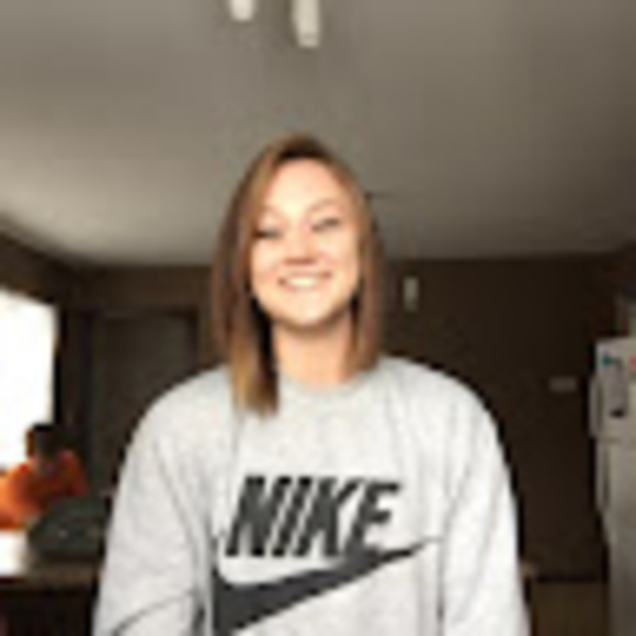 Meet your Posher, Lexi - Picture 1 of 1